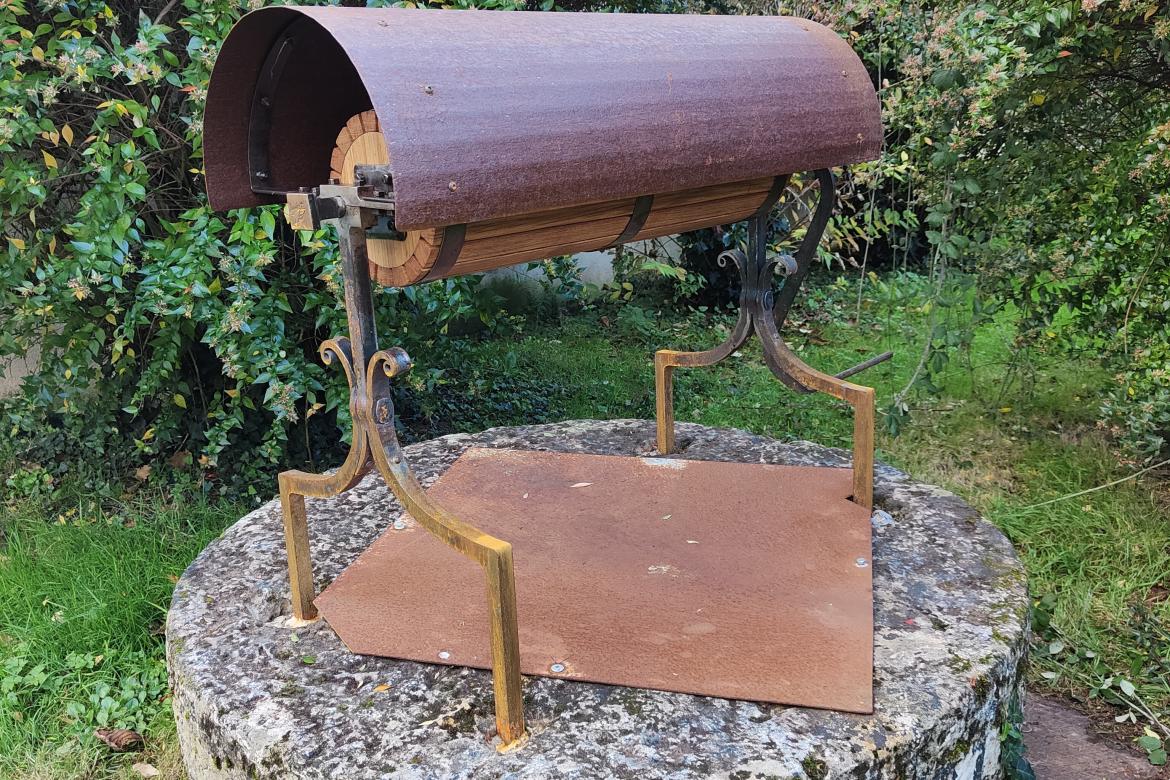 Le lavoir et son puits