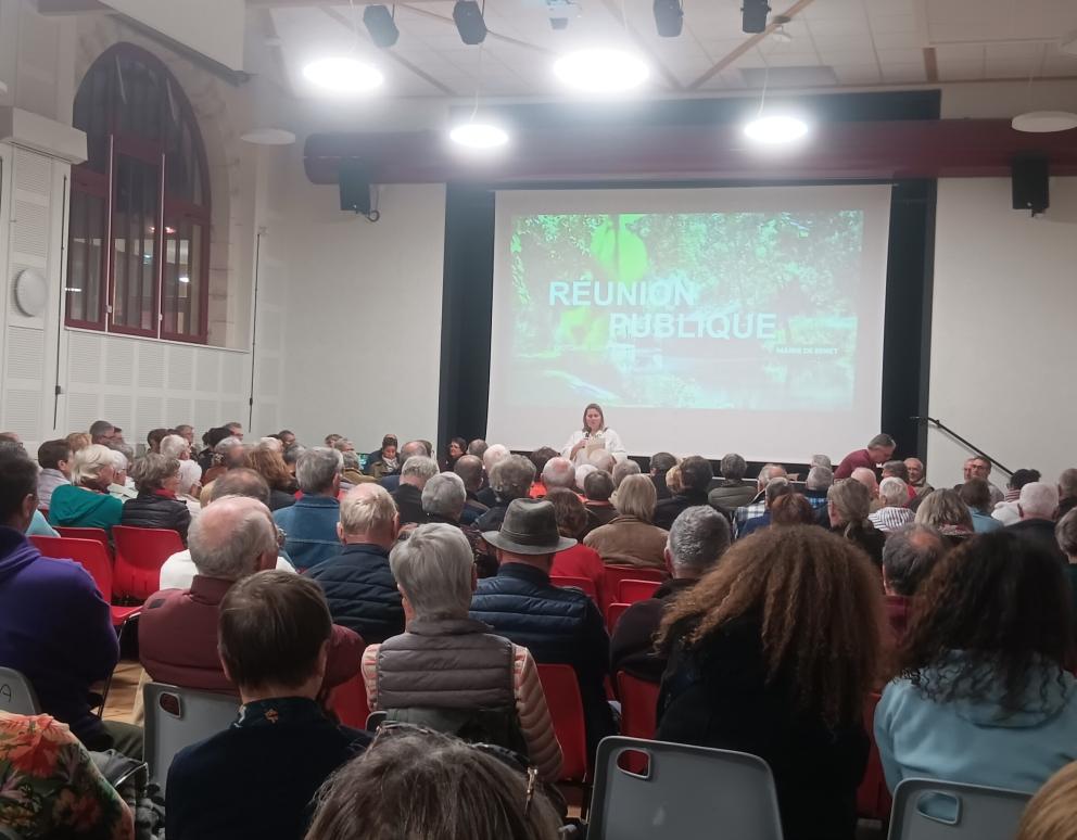 Réunion publique